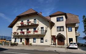 Gasthof mit Seeterasse&Appartements Zur Landeroith